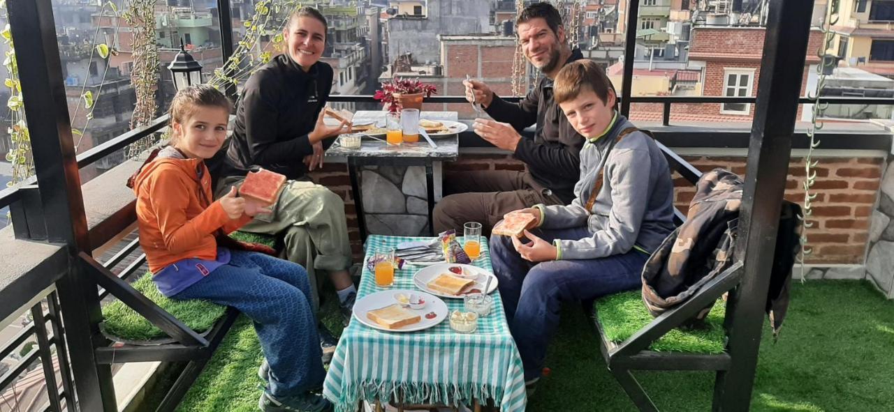 Looniva Guest House Lalitpur Εξωτερικό φωτογραφία