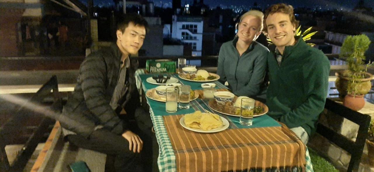 Looniva Guest House Lalitpur Εξωτερικό φωτογραφία
