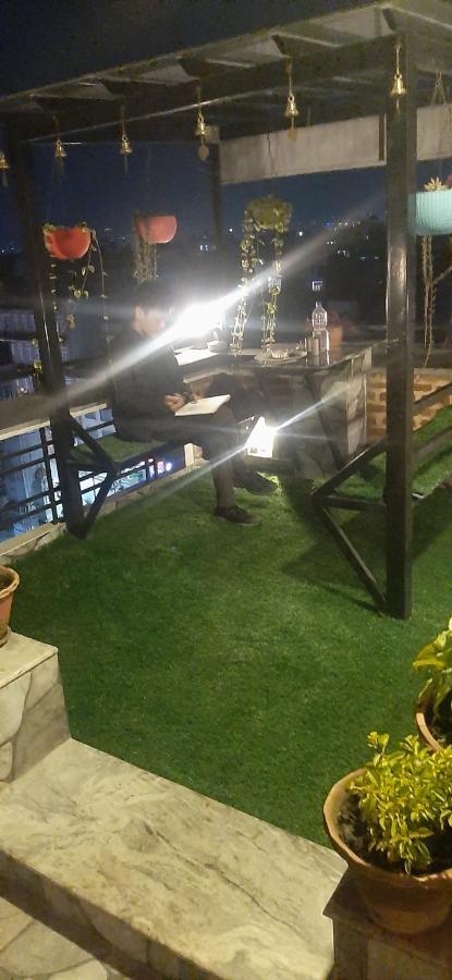 Looniva Guest House Lalitpur Εξωτερικό φωτογραφία