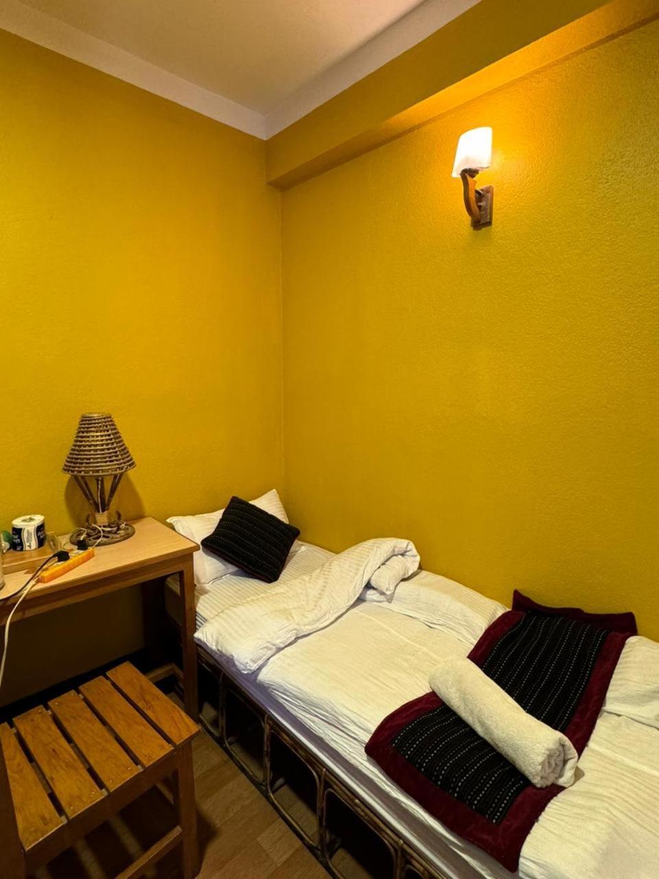 Looniva Guest House Lalitpur Δωμάτιο φωτογραφία