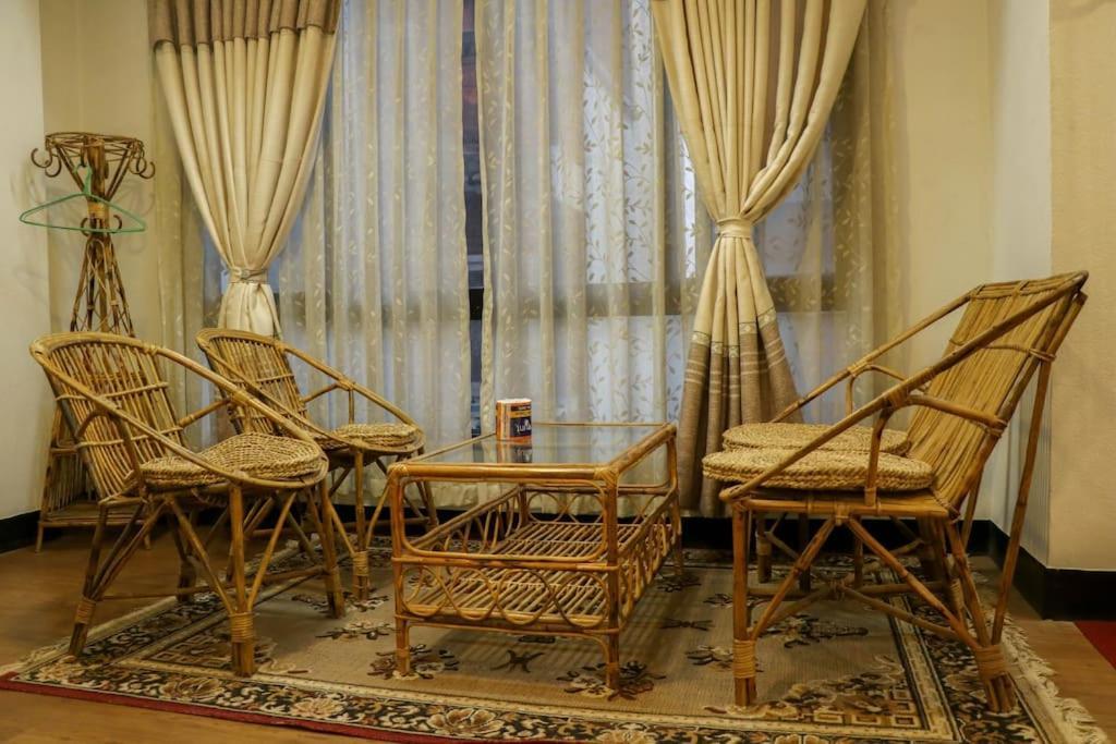 Looniva Guest House Lalitpur Εξωτερικό φωτογραφία