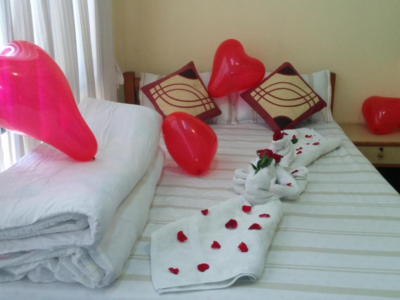 Looniva Guest House Lalitpur Εξωτερικό φωτογραφία